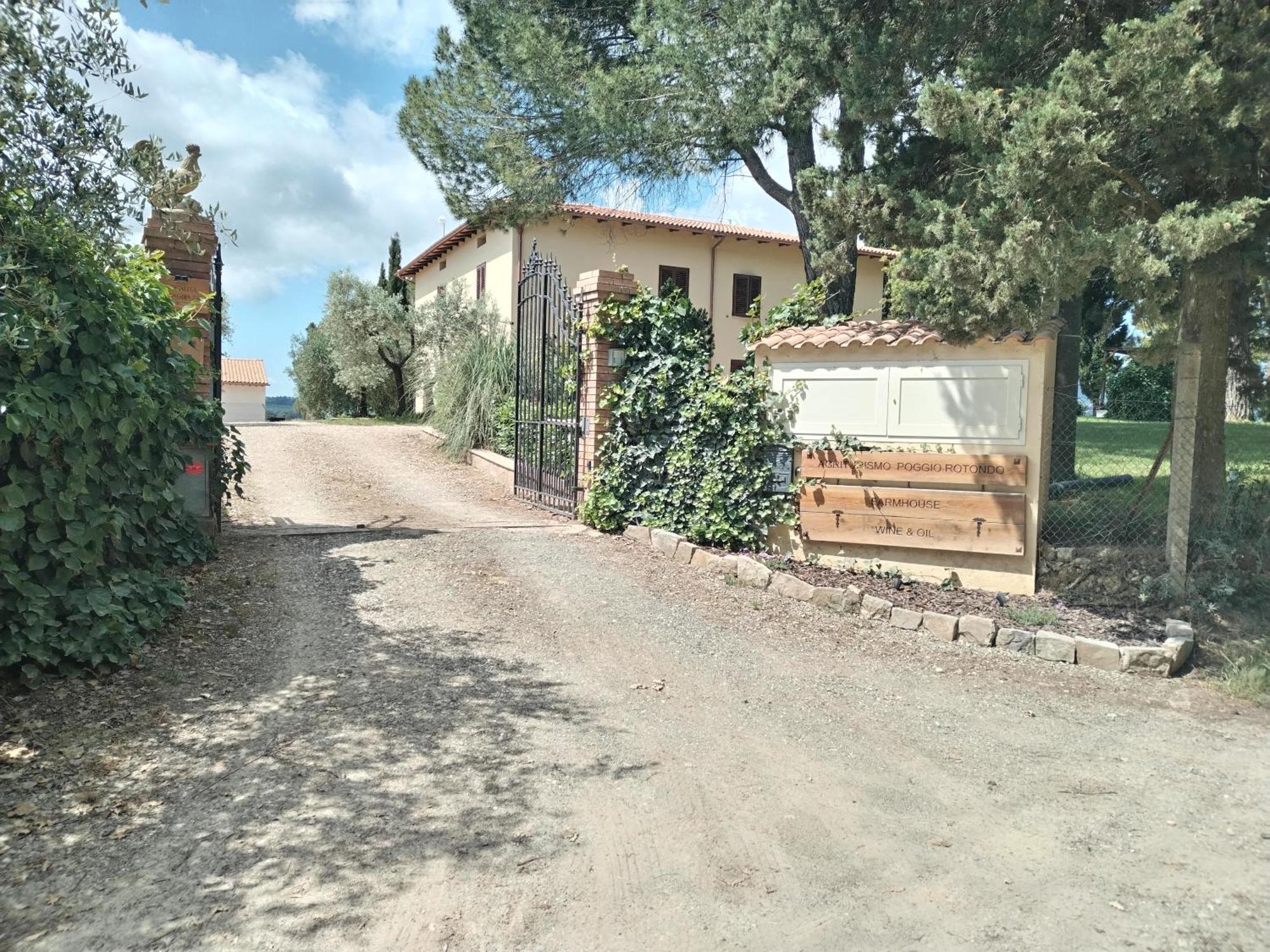 Agriturismo Poggio Rotondo San Gimignano Exterior photo